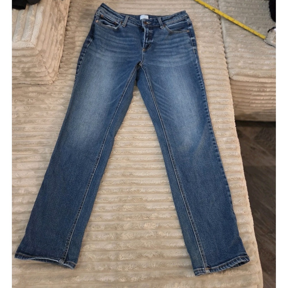 Time and Tru Jeans Women's sz 8 Regular Straight Leg Mid Rise Stretch Blue Pants